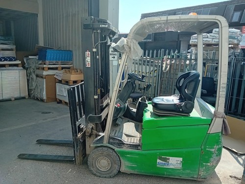 Used electric forklift 2014 - electric,
