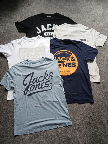 Jack jones graphic logo - &,