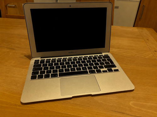 Macbook air inch - late, 2010