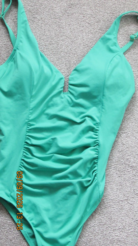 Swimming costume size - costume,