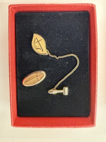 Gold cross 10k leaf - 10k,