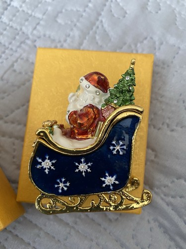 Enamel christmas pill - christmas, trinket