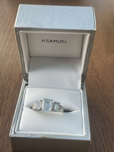 Beautiful 9ct white gold - 9ct,