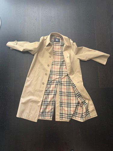 Classic burberry rain - burberry,