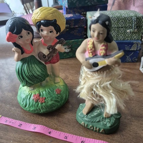 Hawaiian couple spinning vtg - couple,