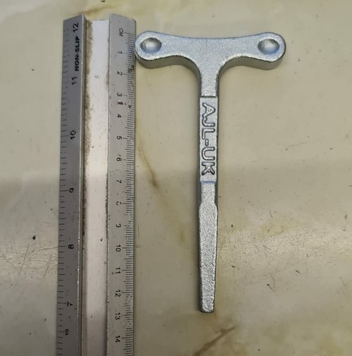 Key square drive - t,