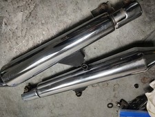 Exhaust cans stock Bonneville