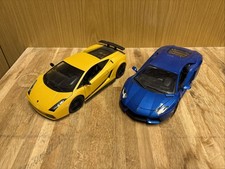 2 X 1:18 Scale Lamborghini’s