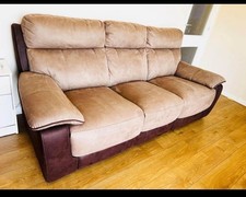 EMERY 3 SEATER POWER RECLINER, ELECTRIC, WITH 2 USB CONNECTORS.Open for Offers.