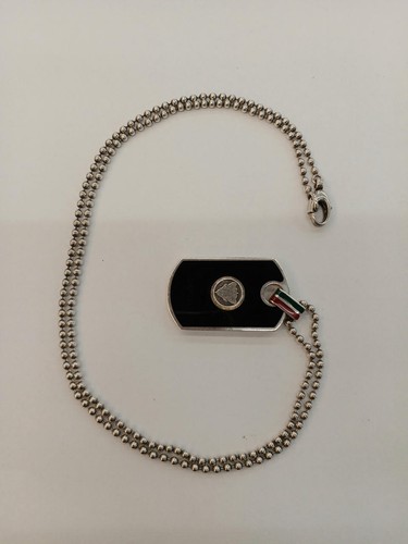 Gucci crest dog - crest, tag