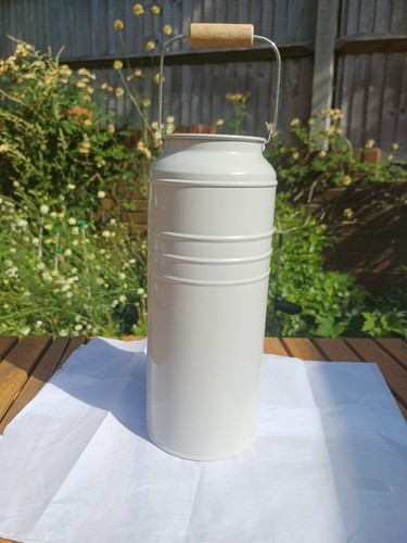 Shabby chic metal milk - shabby, churn