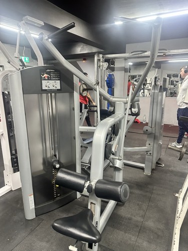 Lifefitness lat pull - down,