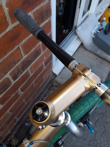 Retro ahead stem box - ,