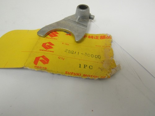 Suzuki tm250 ts250 1972 - tm250,ts250, 1972-73