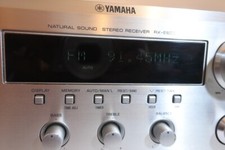 YAMAHA RX-E600 Hi-Fi Separate