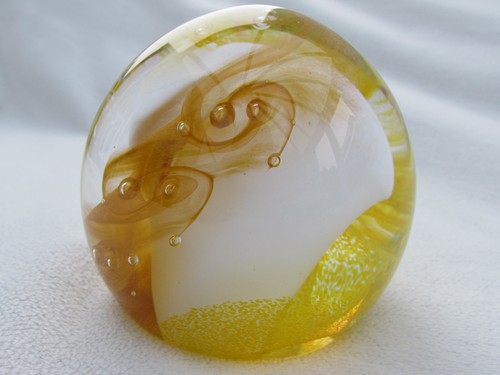 Glass sphere paperweight