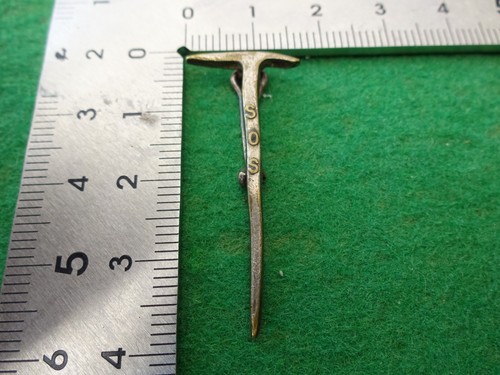 Unusual vtg ice pick - unusual,
