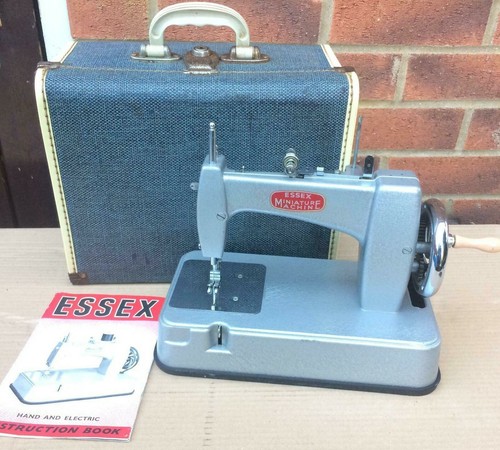 Essex mk2 miniature - miniature/toy, chain