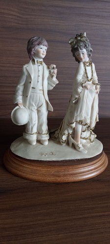 Belcari figurine