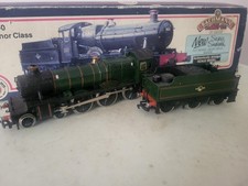 BACHMANN  MANOR CLASS LOCOMOTIVE AND TENDER