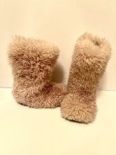 Rare Discontinued Ugg Fluffy