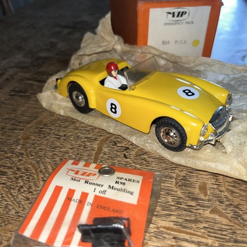 Vintage vip mga yellow - vip,