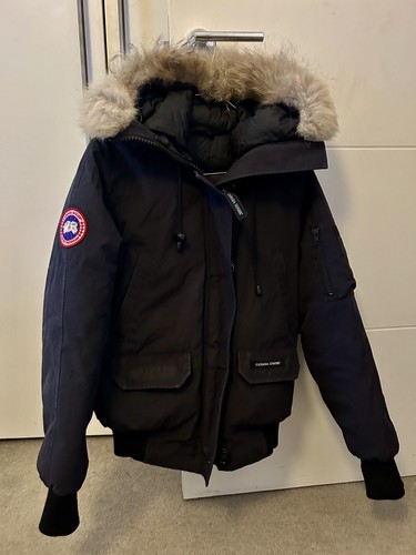 Authentic canada goose - authentic,