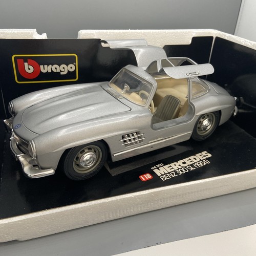 Bburago scale - 1:18,