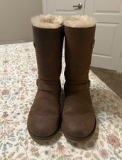 AUTHENTIC UGG KENSINGTON MOTO BROWN WOMEN’S SIZE 5 – RETAIL $225.00
