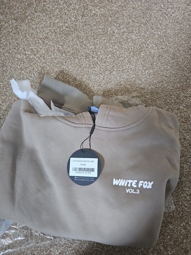 White fox hoody bnwt - white,