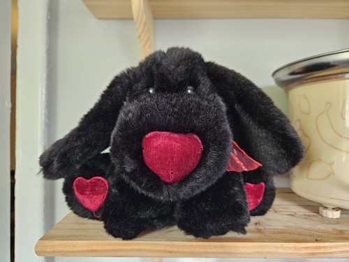 Hugs kisses floppy black - hugs, &