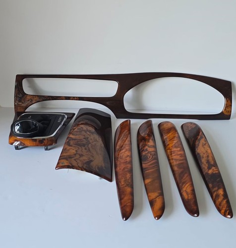 Jaguar type walnut wood - jaguar,