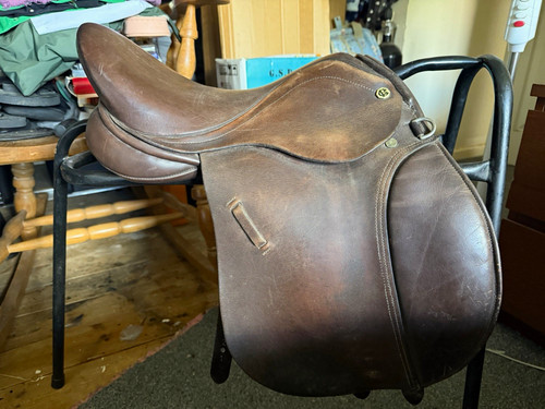 Barnsby brown saddle size - saddle,