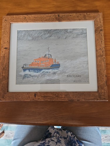 Original rnli lifeboat coming - original,