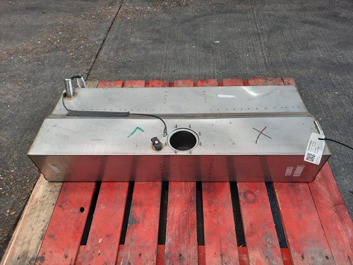 Lotus evora fuel tank - lotus,