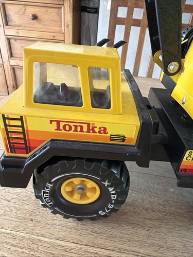 Vintage 1984 tonka - vintage,