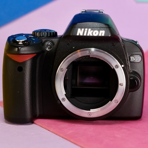 Nikon d40 camera working - nikon,