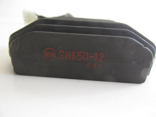 Battery charge regulator