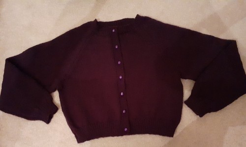 Ladies hand knitted waist - hand,