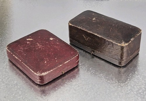 Antique jewellery boxes - ×,