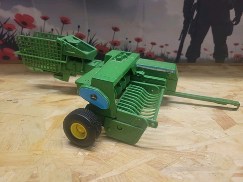 Ertl john deere hay - deere, baler