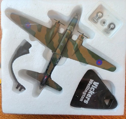 Military giants the sky - of,