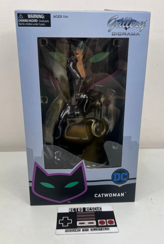 Catwoman gallery figure new - figure,