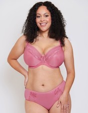 Adella Plunge Bra Underwired