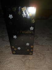 New Boxed Lily Petals Eau de