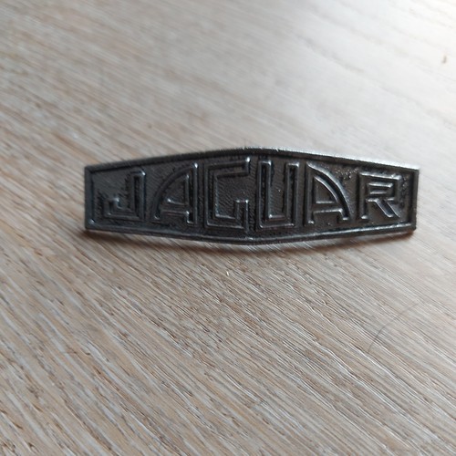 Jaguar vintage lozenge - jaguar, wheel