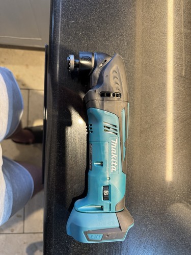 Makita dtm50 18v cordless - 18v,