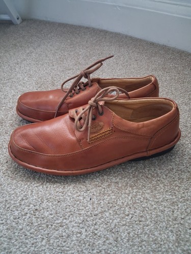 Pikolinos brown leather shoes - brown,