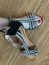 Sparkly sandals… Love Lemonade Size 3 (36)