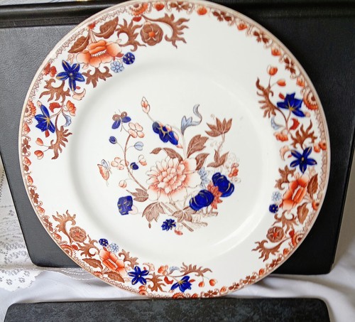 Crown staffordshire bone china - bone,